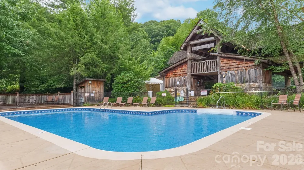 65 Bee Tree Lane Mars Hill, NC 28754