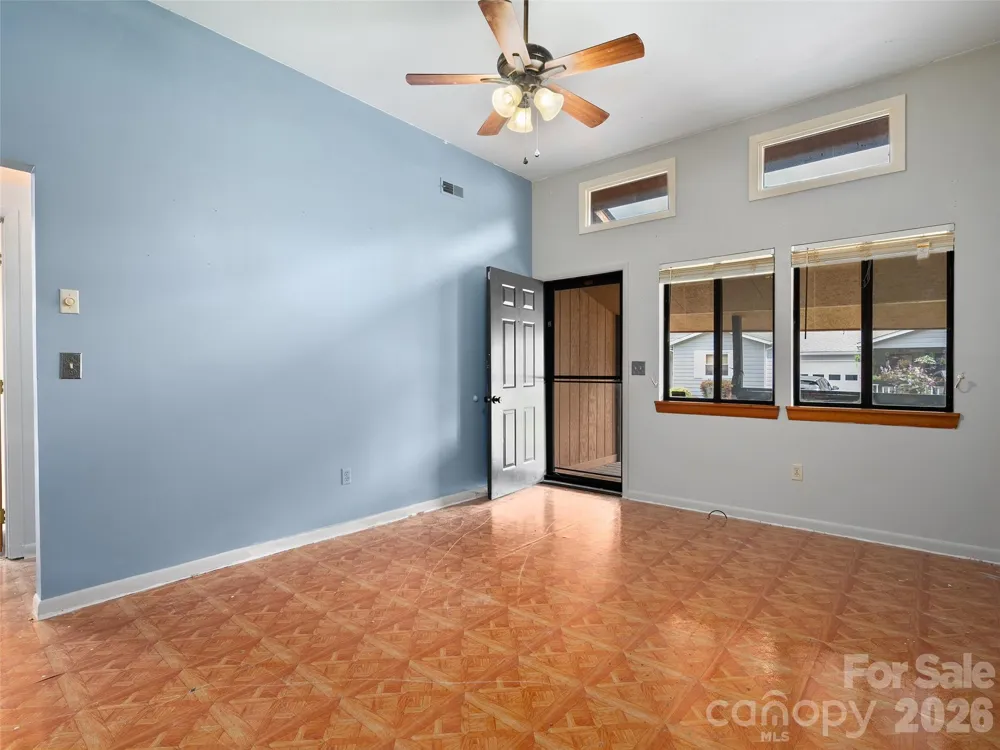 94 Market Street Maggie Valley, NC 28751