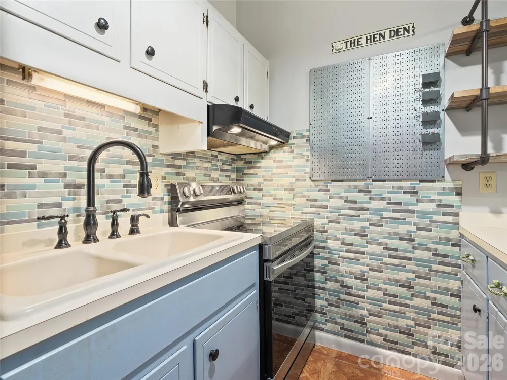 94 Market Street Maggie Valley, NC 28751