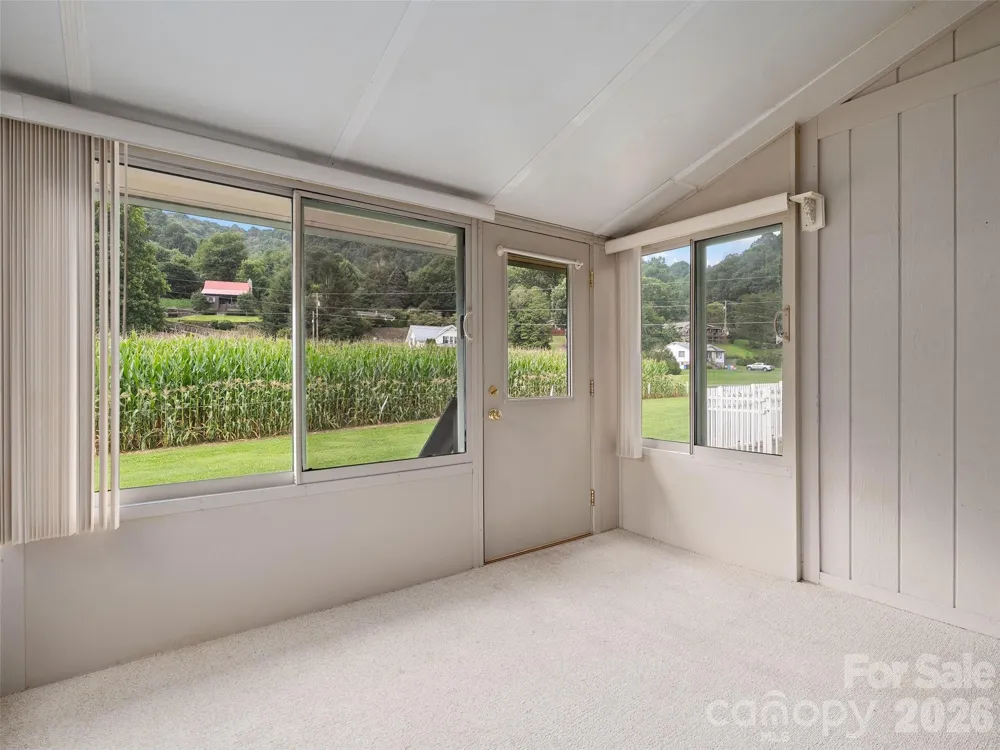 94 Market Street Maggie Valley, NC 28751