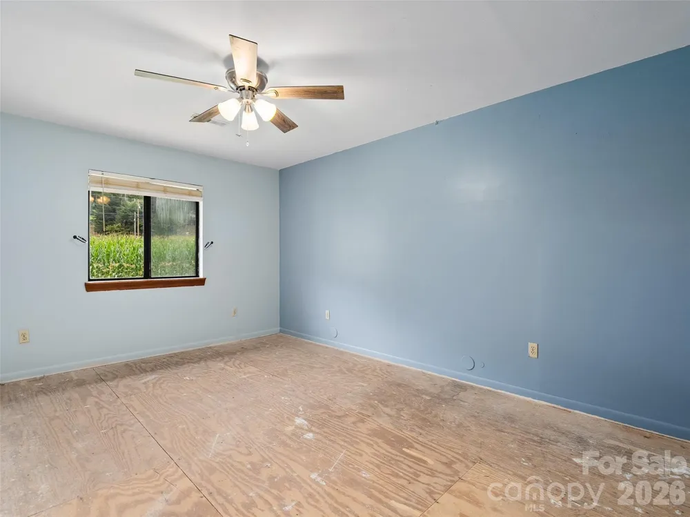 94 Market Street Maggie Valley, NC 28751
