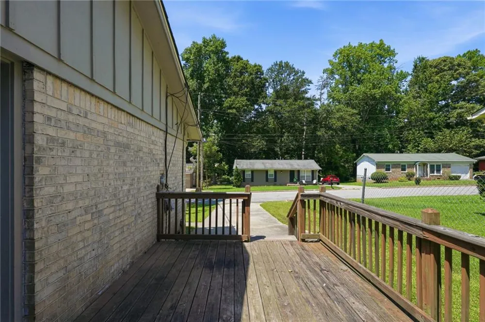 18 Westgate Park Drive Newnan, GA 30263