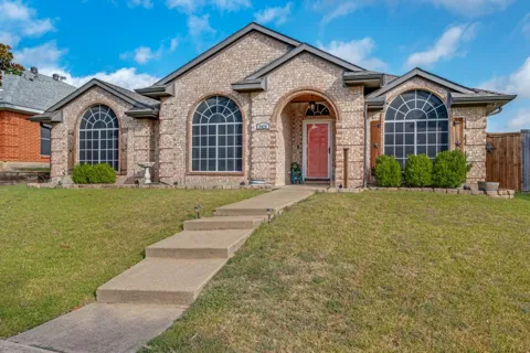 2425 Waterloo Lane