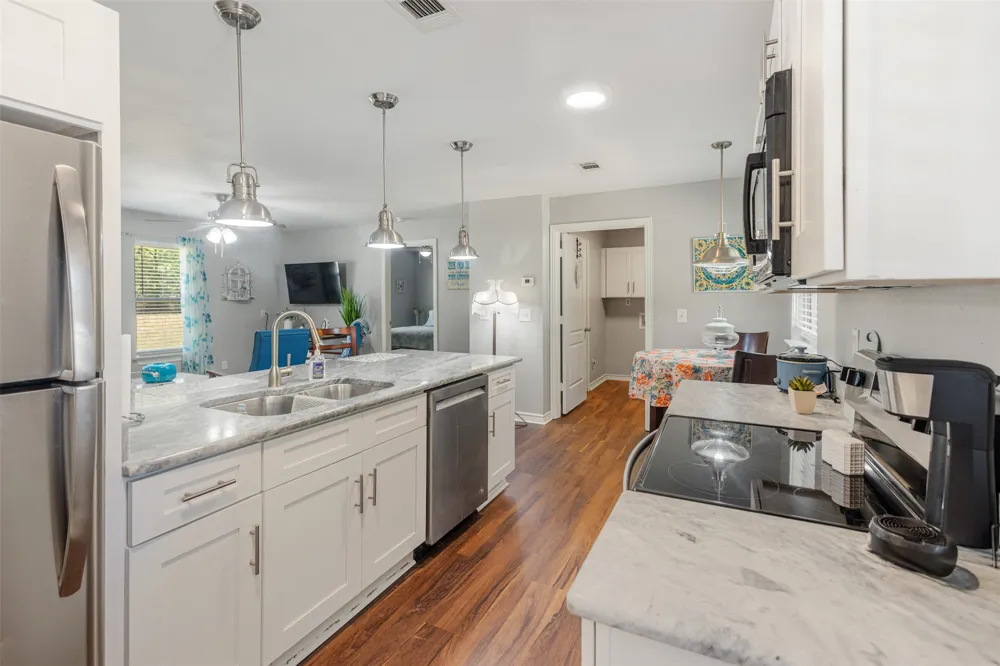 120 Memorial Drive Gun Barrel City, TX 75156