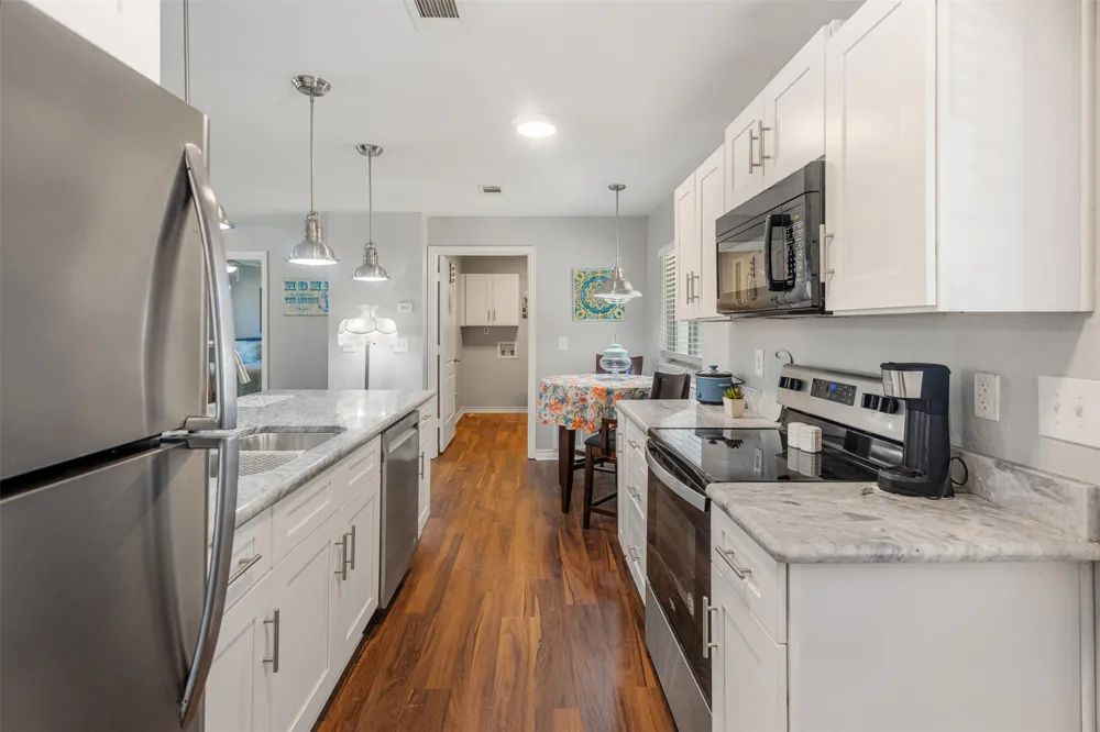 120 Memorial Drive Gun Barrel City, TX 75156