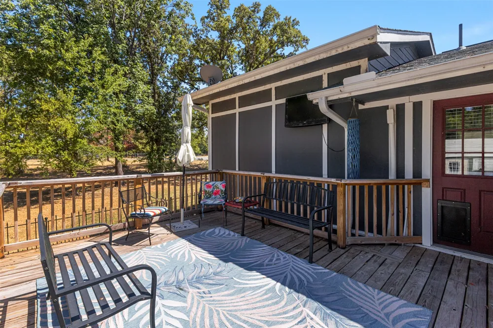 120 Memorial Drive Gun Barrel City, TX 75156