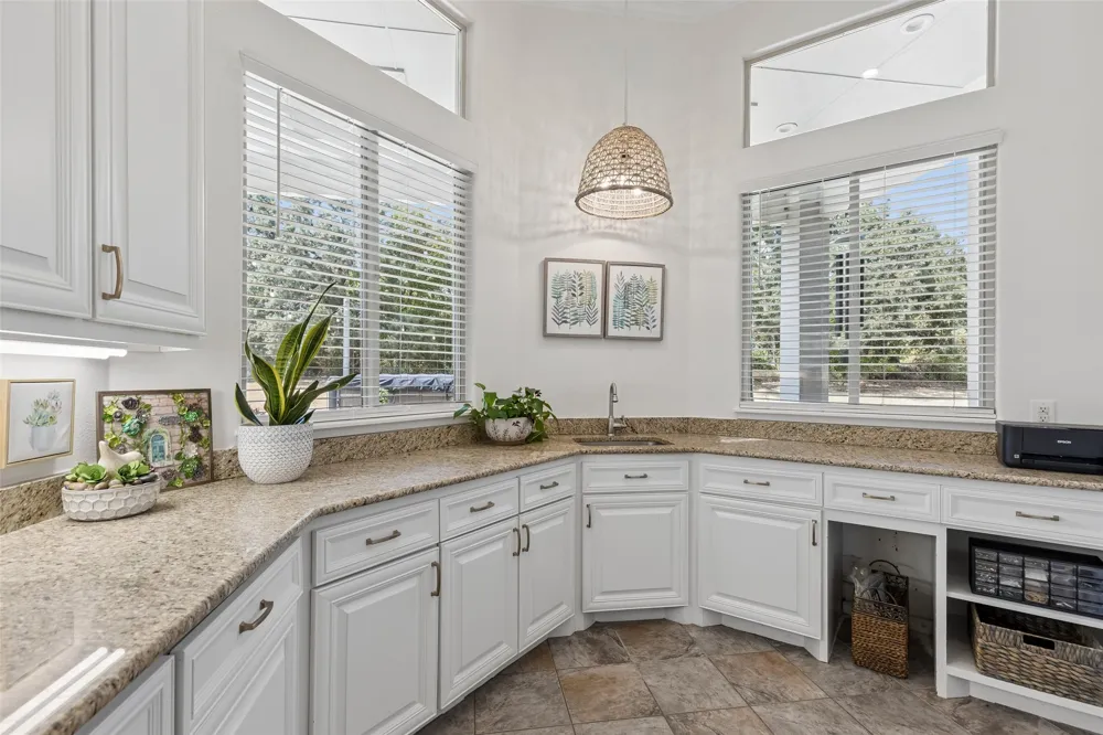 1270 Sunset Pointe Cross Roads, TX 76227