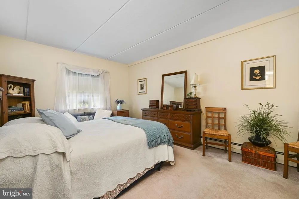 280 BRIDGEWATER ROAD Brookhaven, PA 19015
