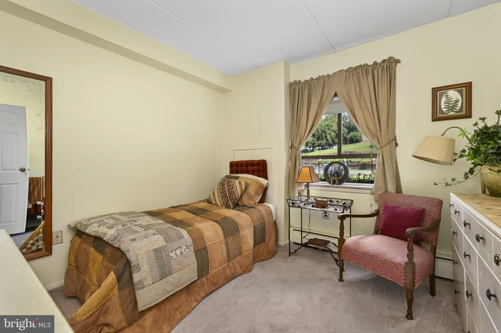 280 BRIDGEWATER ROAD Brookhaven, PA 19015
