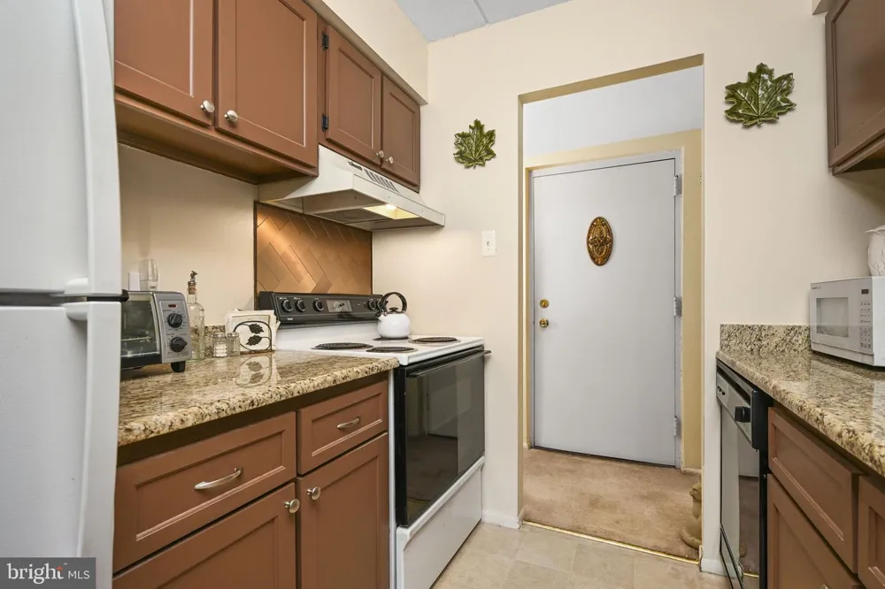 280 BRIDGEWATER ROAD Brookhaven, PA 19015