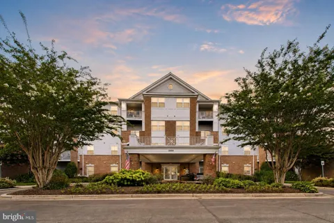 2604 CHAPEL LAKE DRIVE #202