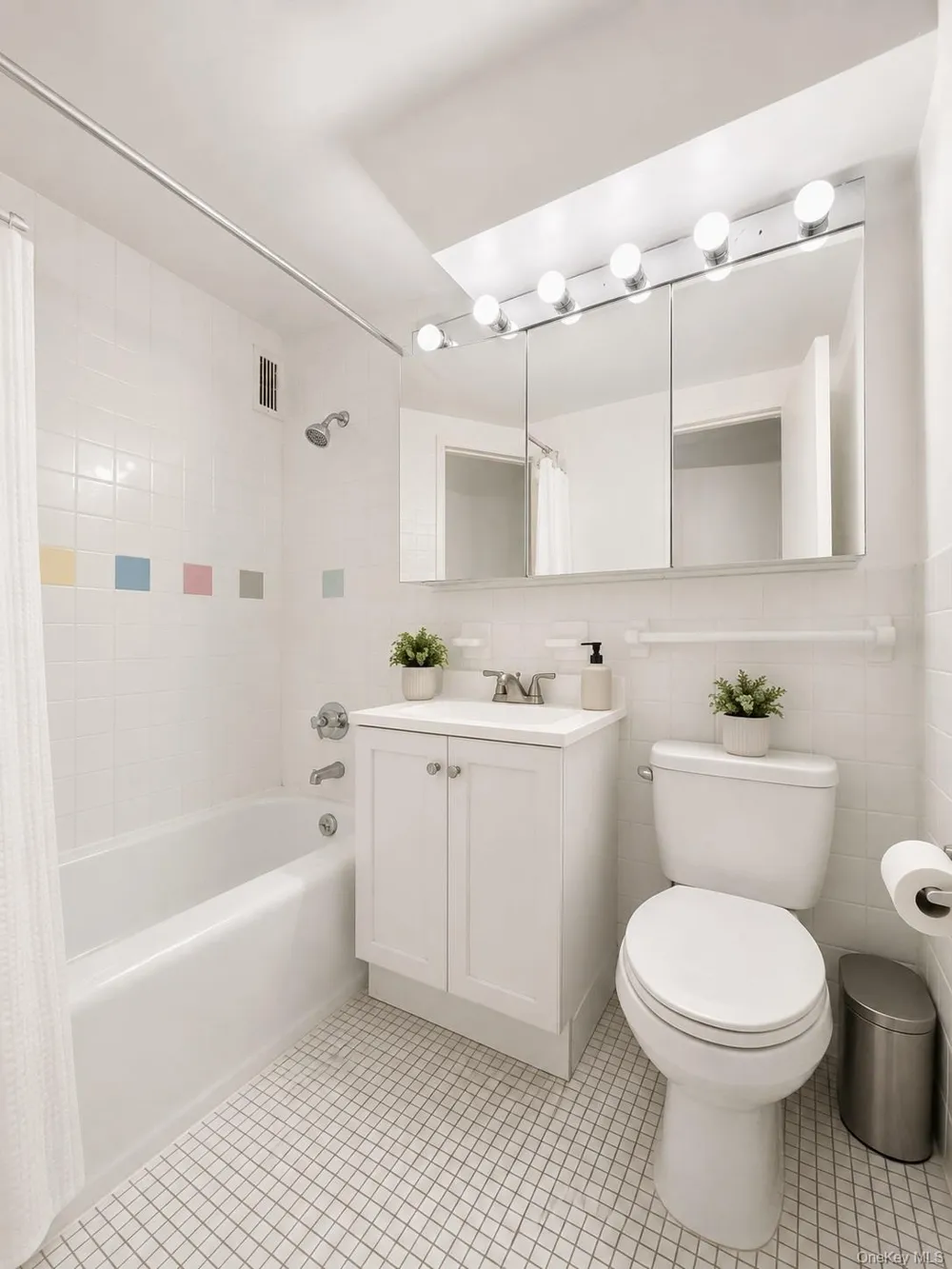 333 E 46th Street #10E New York (Manhattan), NY 10017