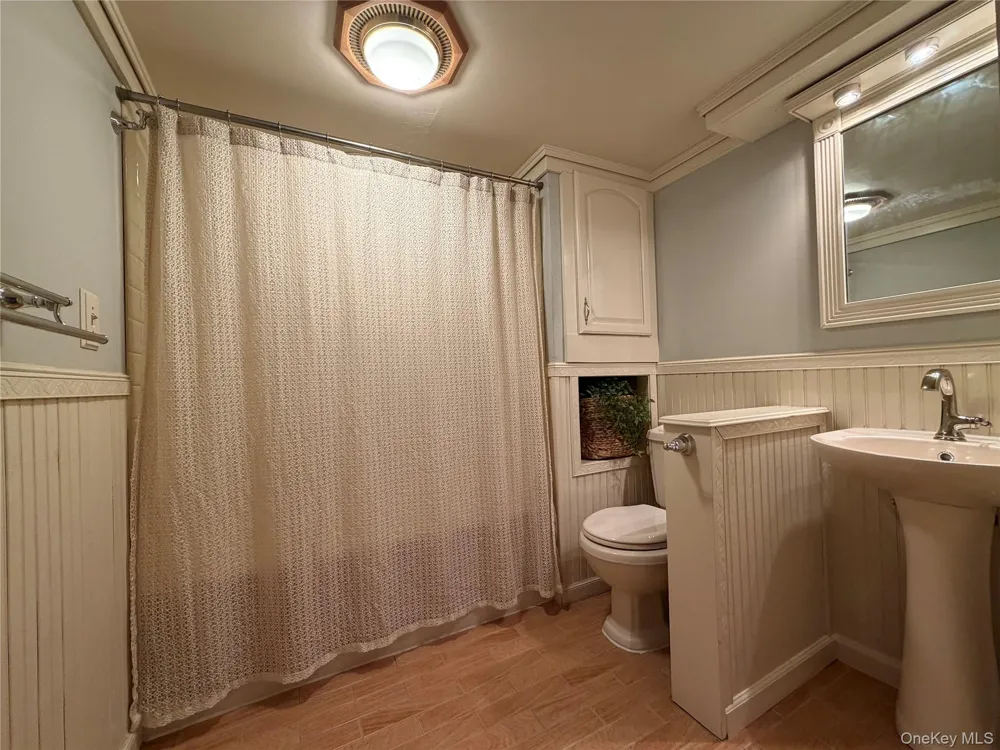 18 Gariss Street Port Jervis, NY 12771