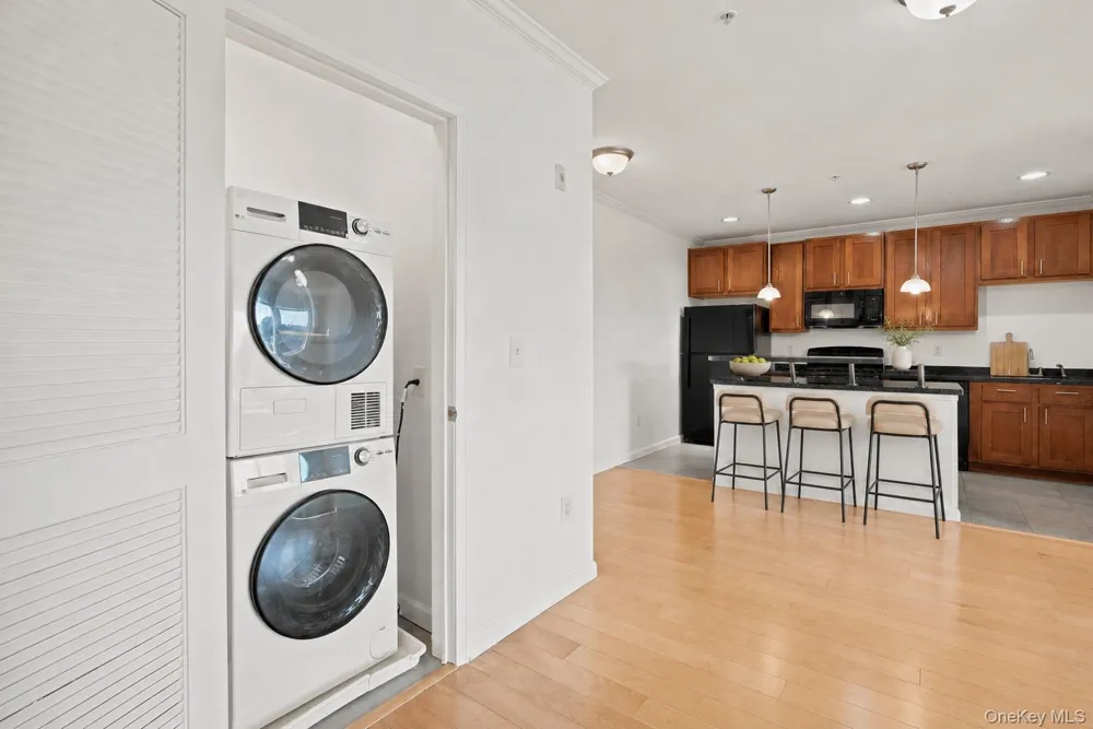 479 Front Street #4G Hempstead, NY 11550