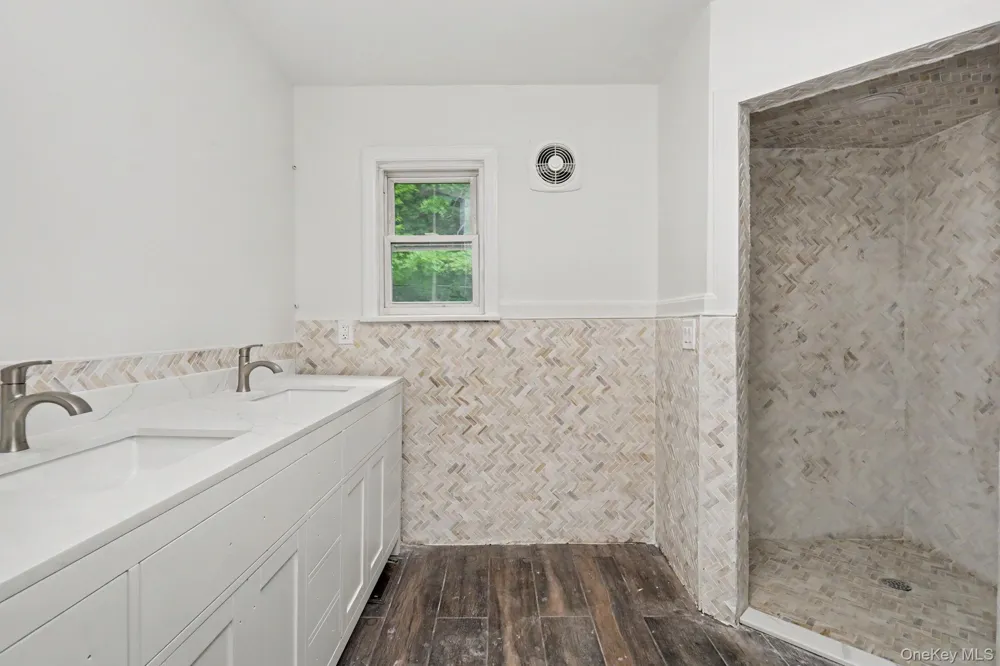 4 Woodward Terrace Central Valley, NY 10917
