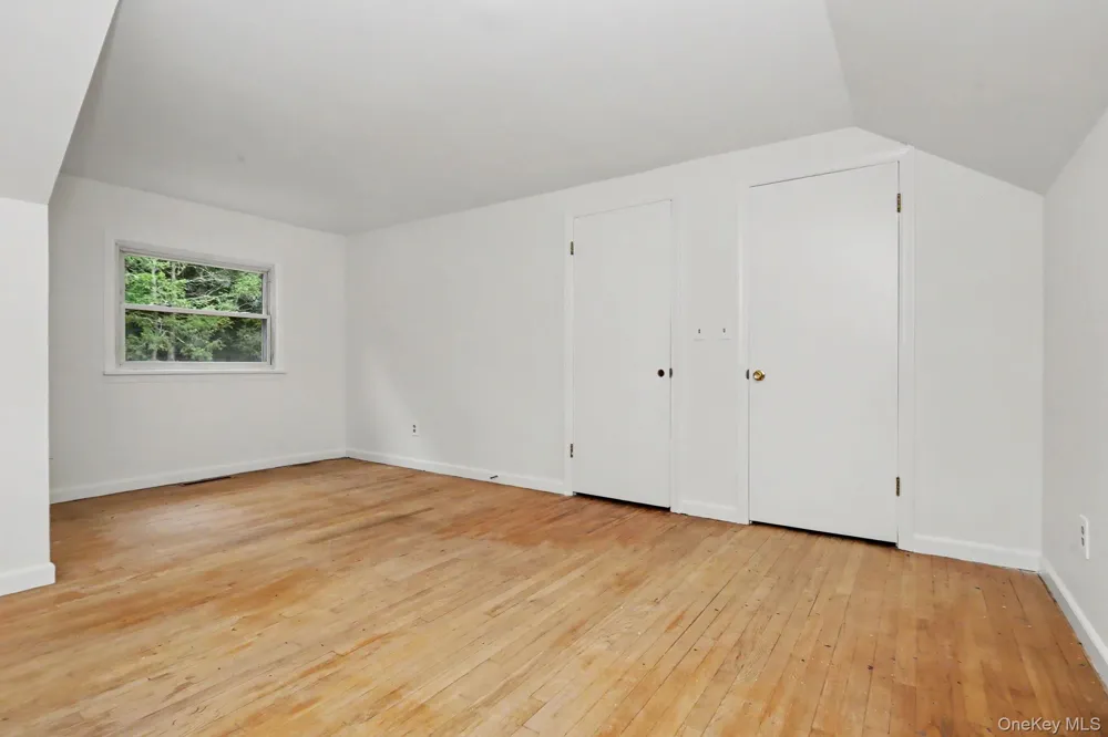 4 Woodward Terrace Central Valley, NY 10917
