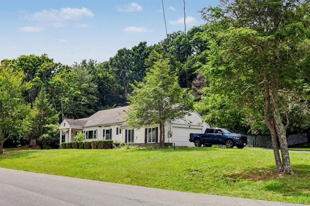 4 Woodward Terrace Central Valley, NY 10917