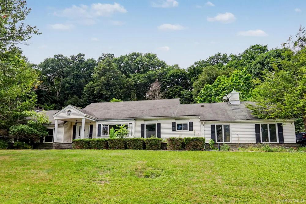 4 Woodward Terrace Central Valley, NY 10917