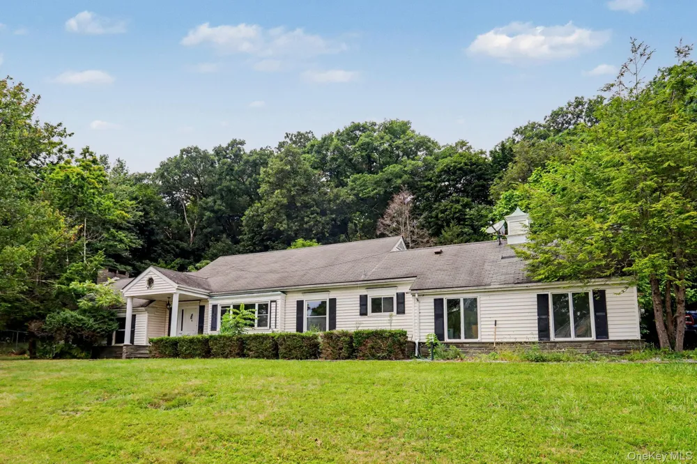 4 Woodward Terrace Central Valley, NY 10917