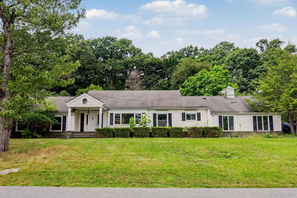 4 Woodward Terrace Central Valley, NY 10917