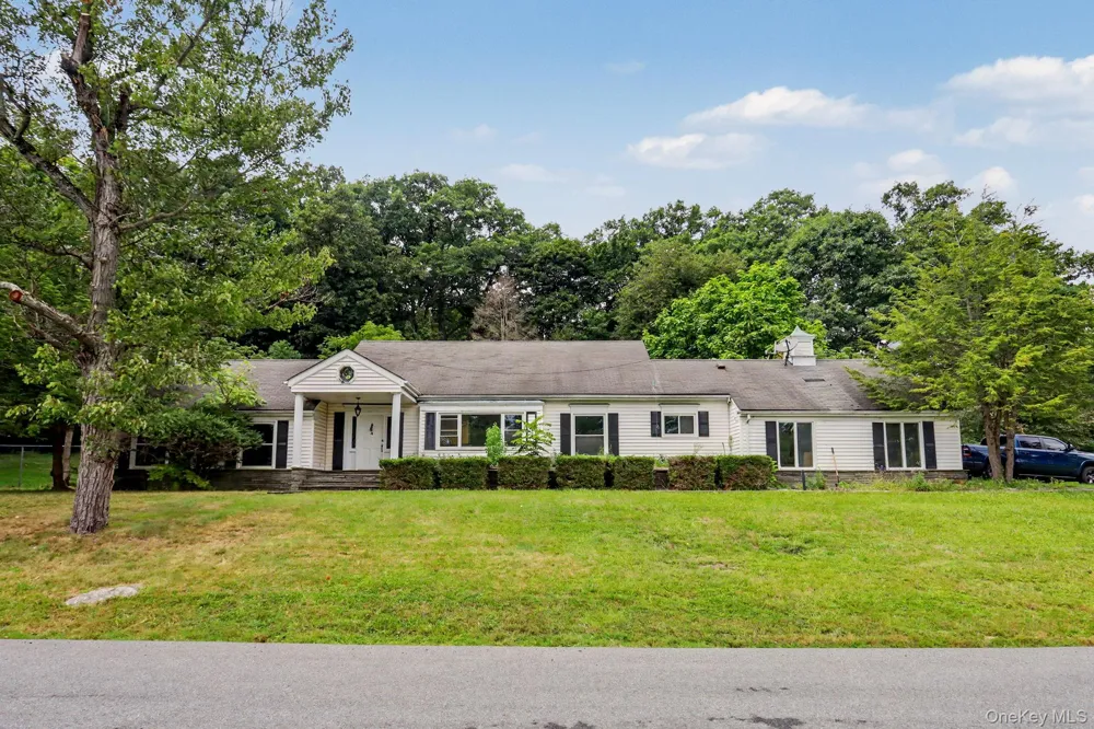 4 Woodward Terrace Central Valley, NY 10917