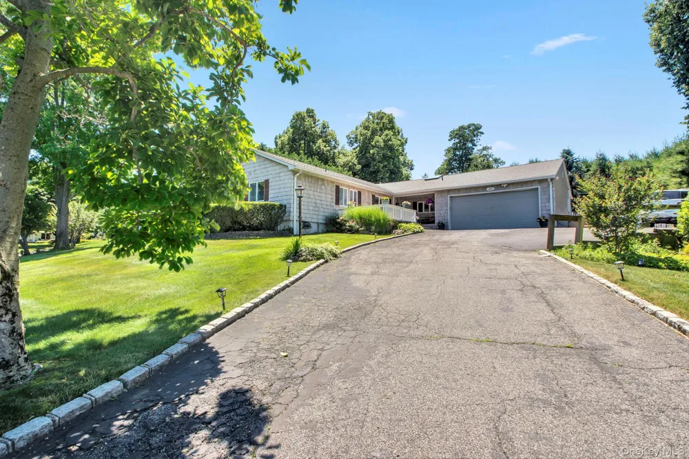 28 View Road East Setauket, NY 11733