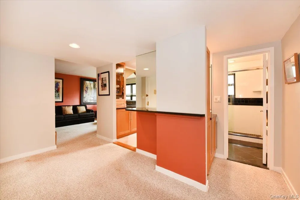 1 TERRACE CIRCLE #3-F Great Neck, NY 11021