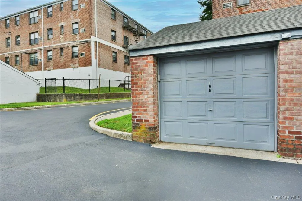 1 TERRACE CIRCLE #3-F Great Neck, NY 11021