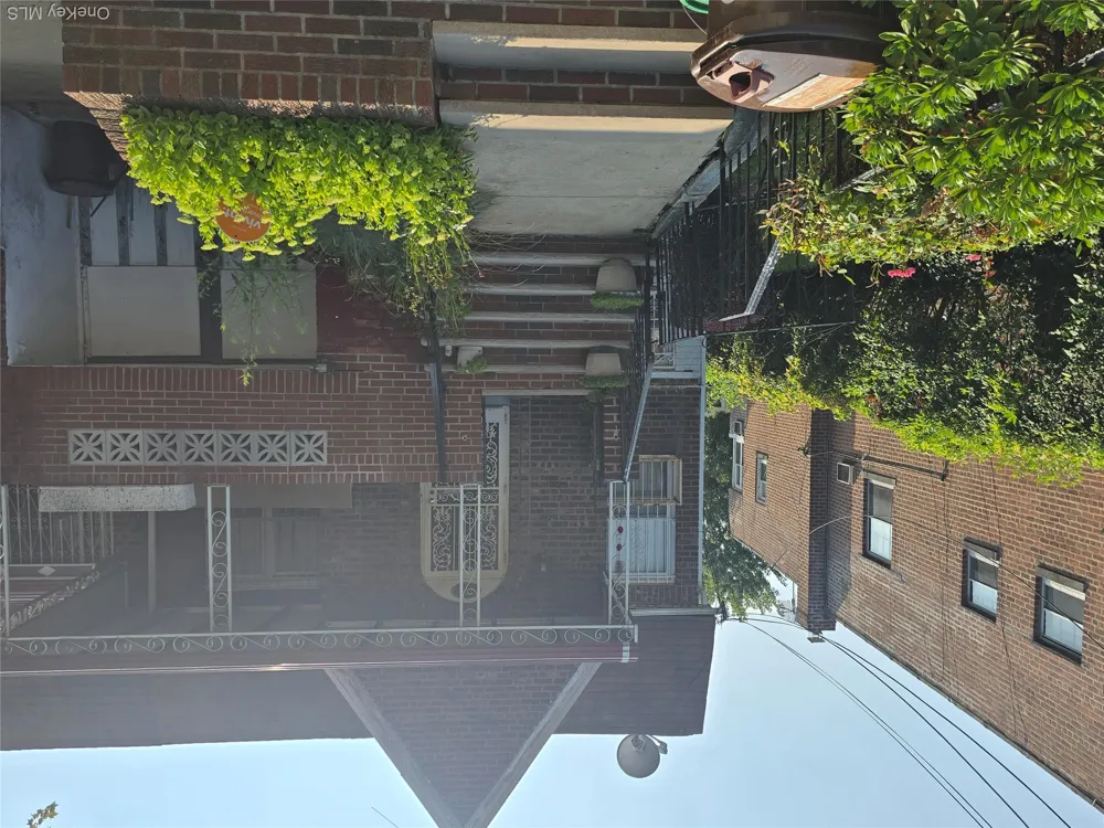 142 East 88 Street Brooklyn, NY 11236