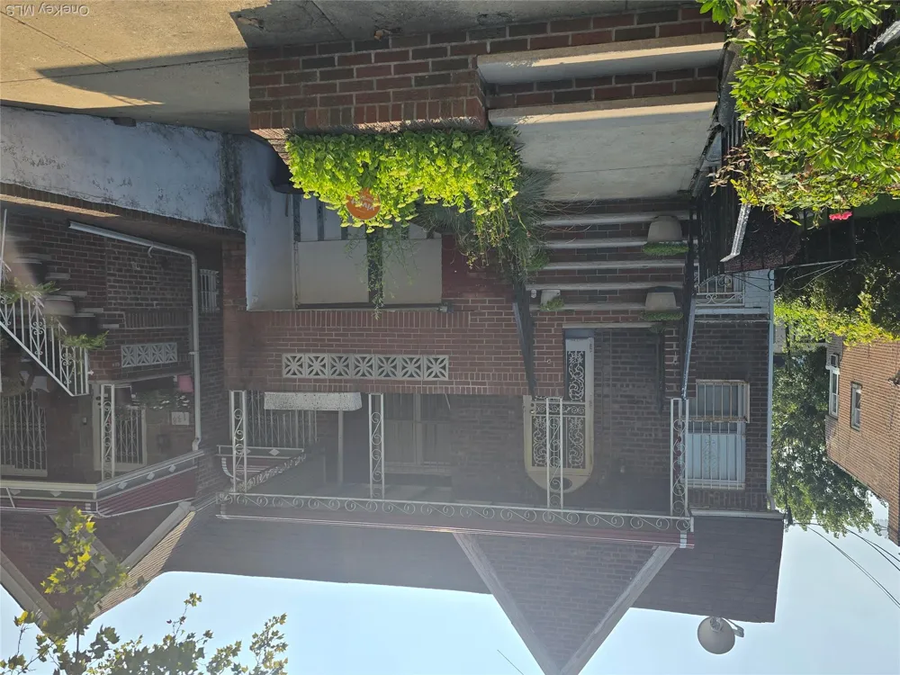 142 East 88 Street Brooklyn, NY 11236