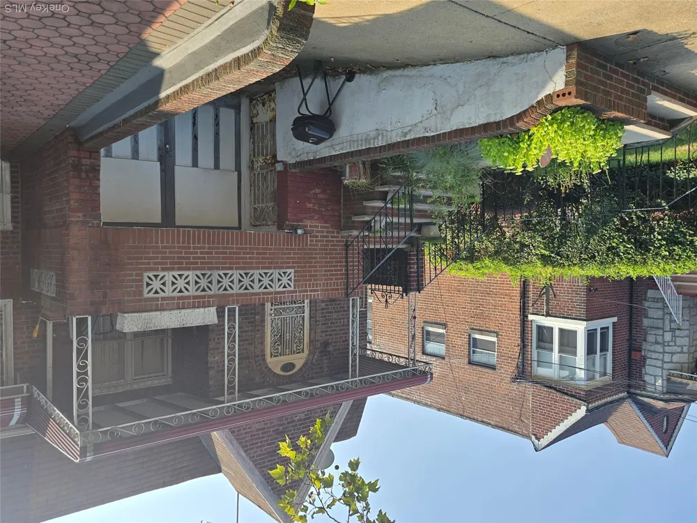 142 East 88 Street Brooklyn, NY 11236
