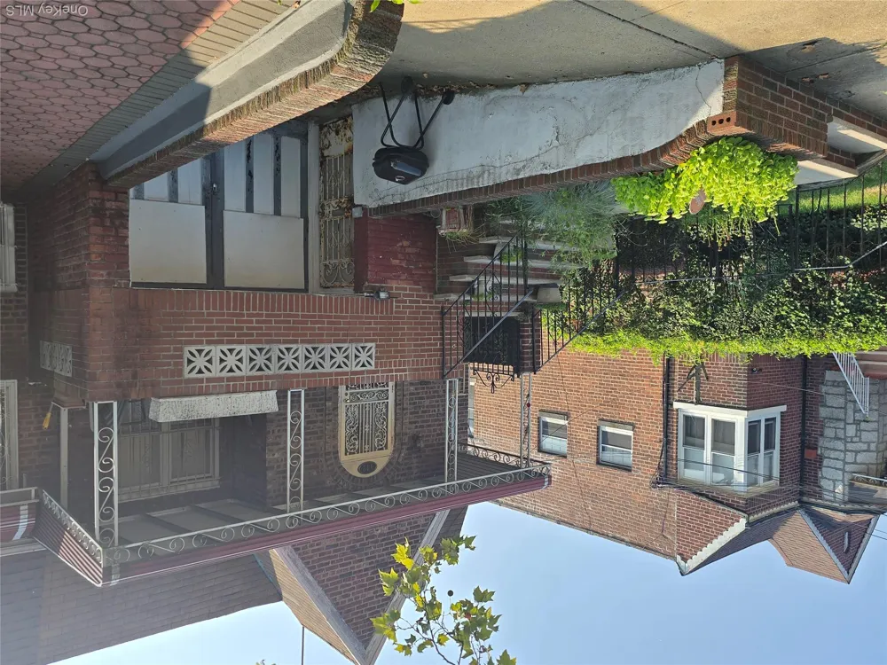 142 East 88 Street Brooklyn, NY 11236