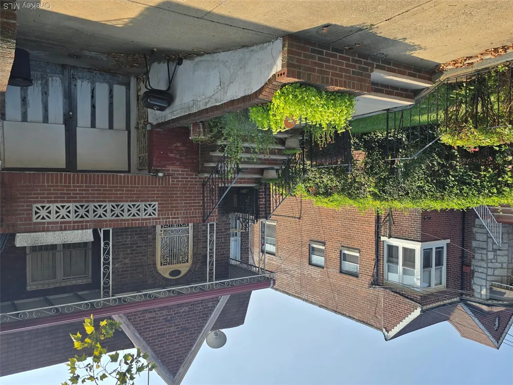 142 East 88 Street Brooklyn, NY 11236