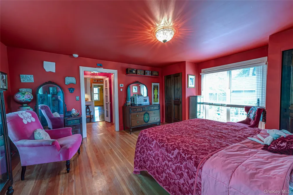502 Brooklyn Boulevard Brightwaters, NY 11718