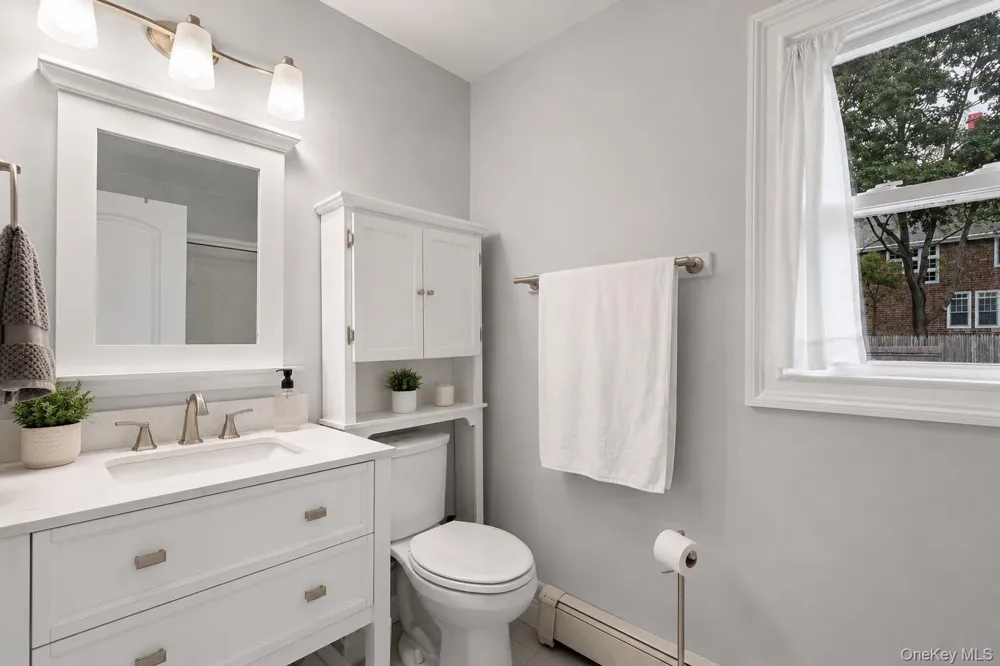 44 Chestnut Avenue Setauket, NY 11733
