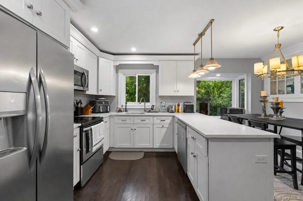 44 Chestnut Avenue Setauket, NY 11733