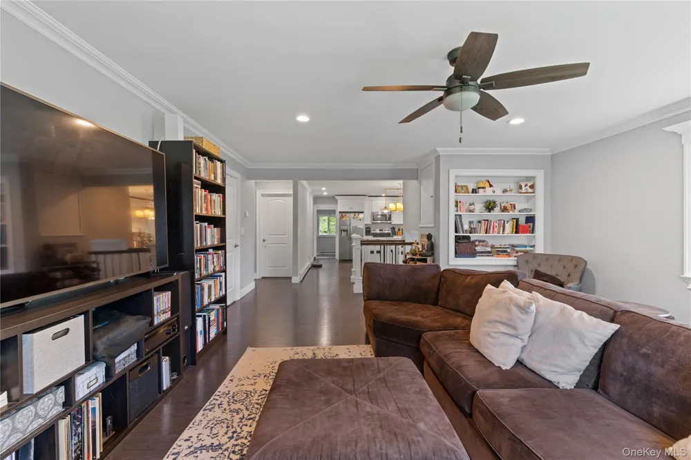 44 Chestnut Avenue Setauket, NY 11733