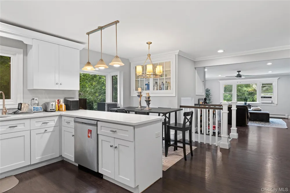 44 Chestnut Avenue Setauket, NY 11733