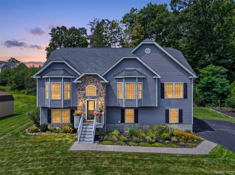 22 Ashley Court Salisbury Mills, NY 12577