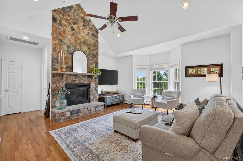 22 Ashley Court Salisbury Mills, NY 12577