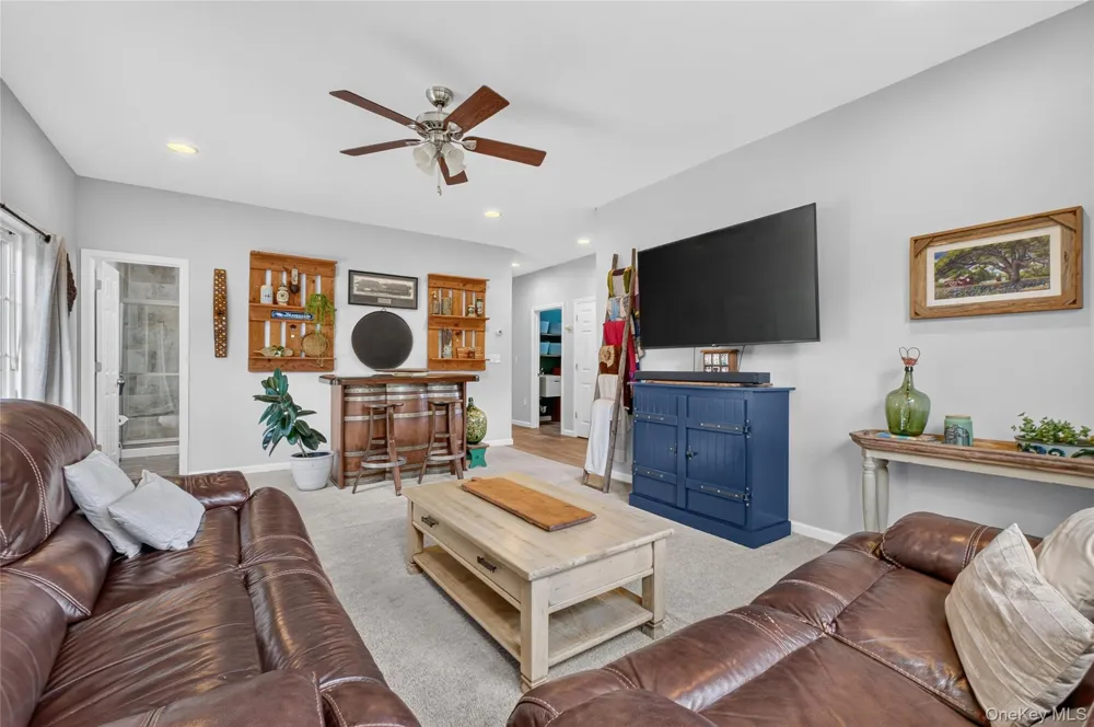 22 Ashley Court Salisbury Mills, NY 12577