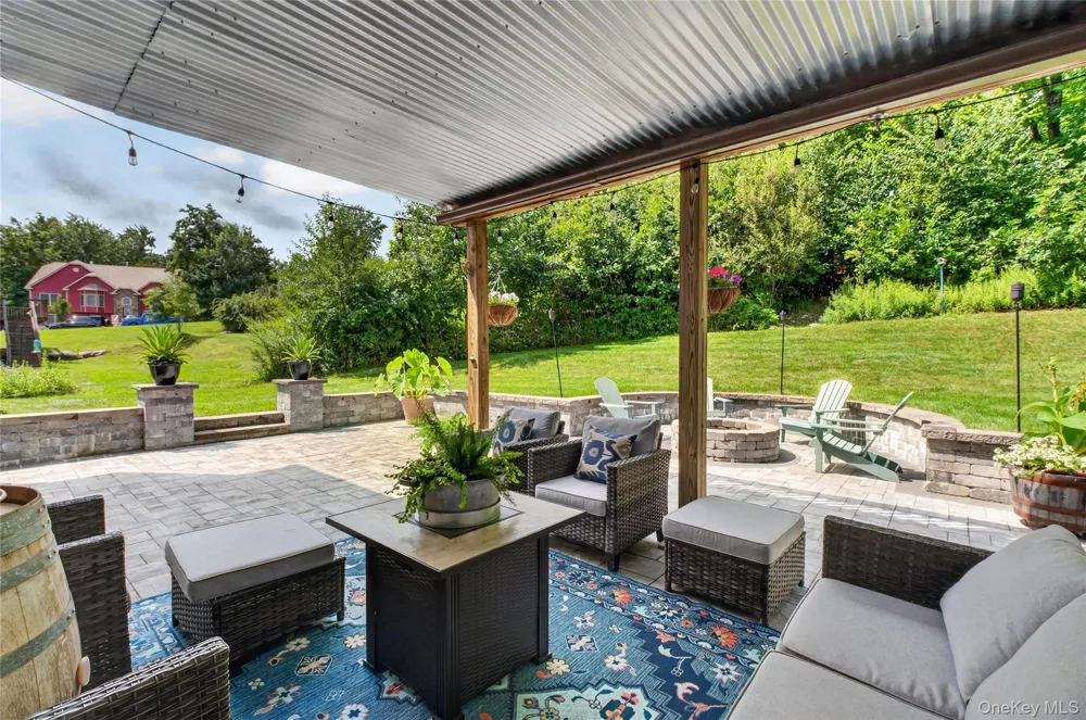 22 Ashley Court Salisbury Mills, NY 12577