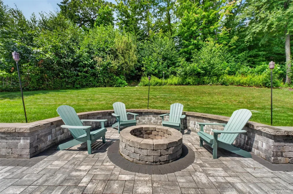22 Ashley Court Salisbury Mills, NY 12577