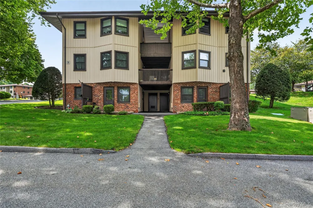 3 Hampton Court #B Yorktown Heights, NY 10598
