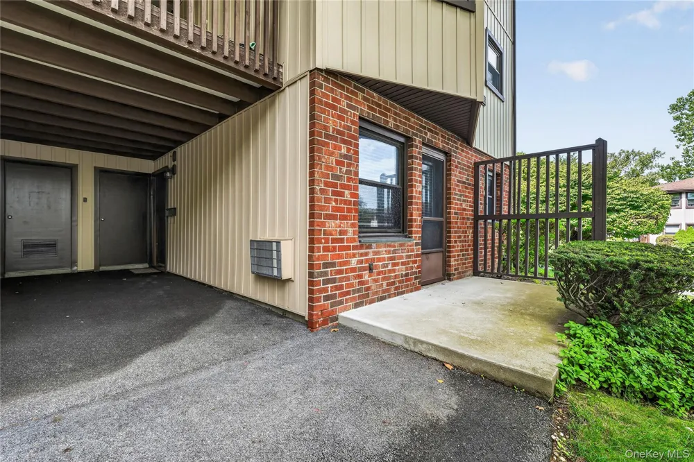 3 Hampton Court #B Yorktown Heights, NY 10598