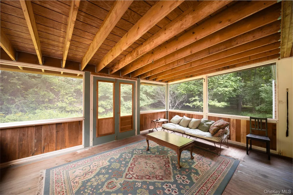 248 Stoll Road Saugerties, NY 12477