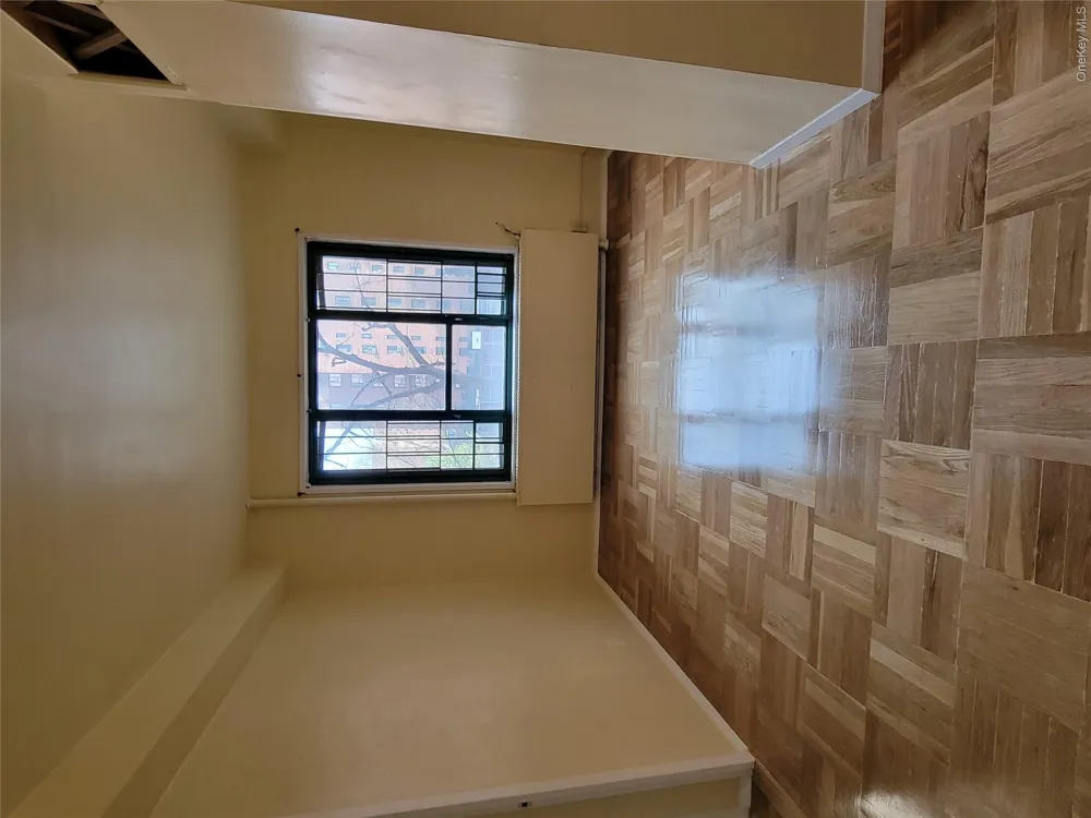 1503 Metropolitan Avenue #2F Bronx, NY 10462
