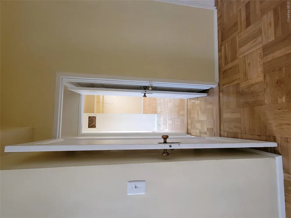 1503 Metropolitan Avenue #2F Bronx, NY 10462