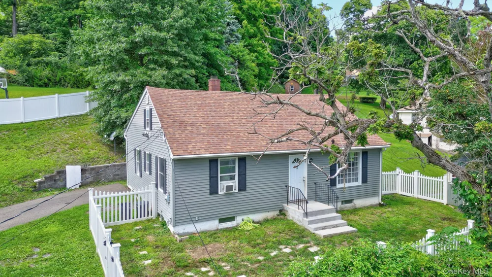 16 Clove Road Salisbury Mills, NY 12577