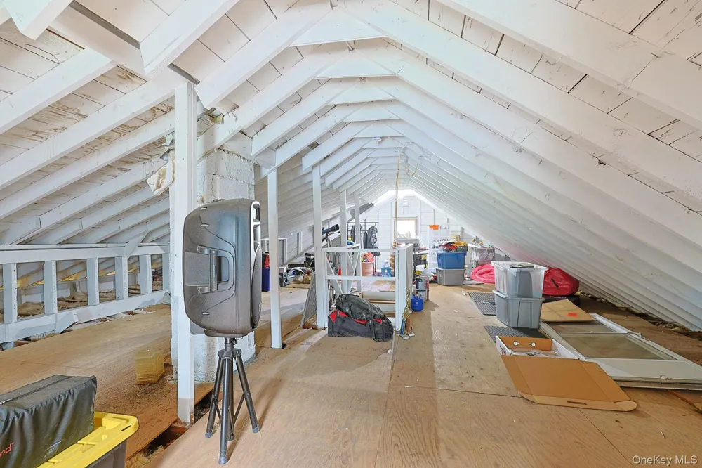 16 Clove Road Salisbury Mills, NY 12577